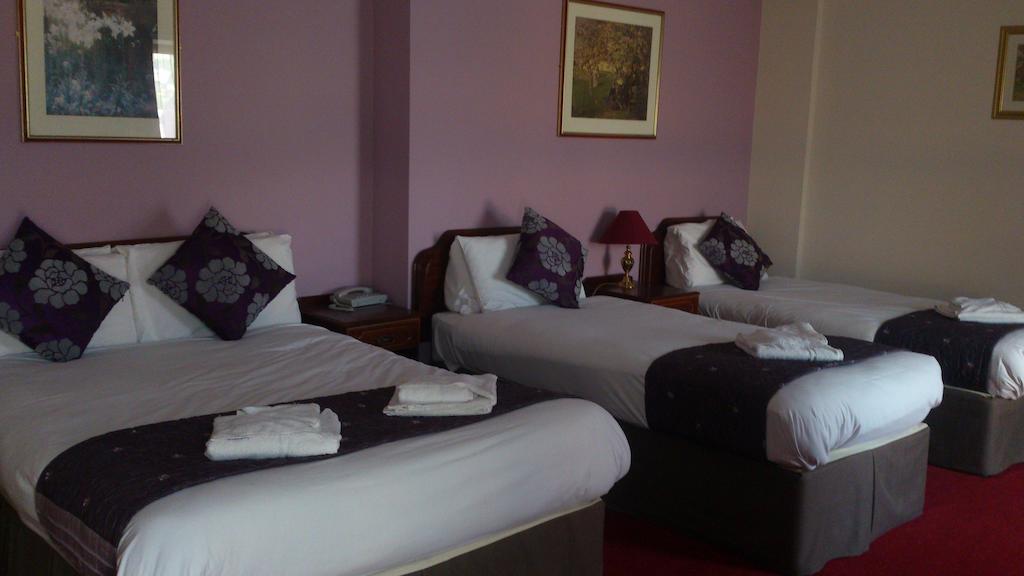 Hotel Munster Arms