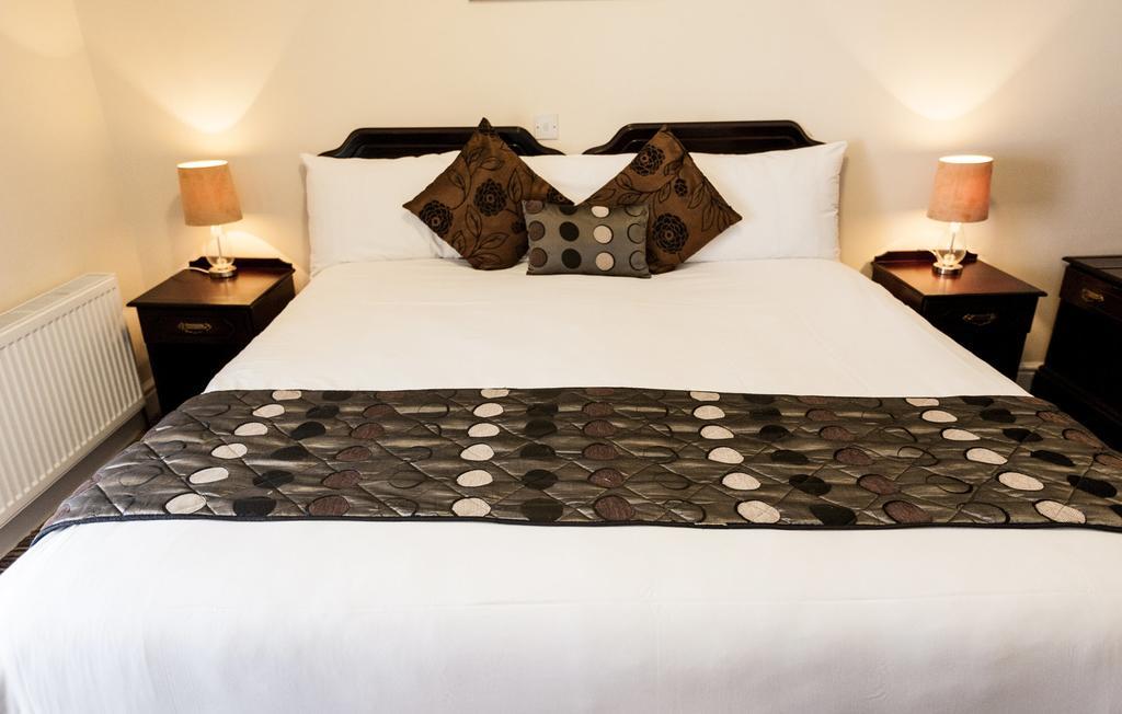 Hotel Munster Arms 2*